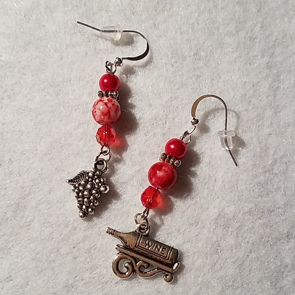 Handcrafted Wine Lovers Bracelet & Earrings Set - Picture 2 of 3